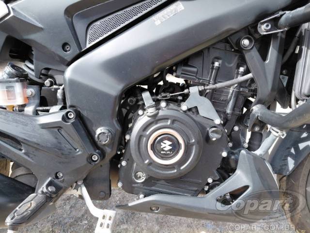 2025 BAJAJ DOMINAR 