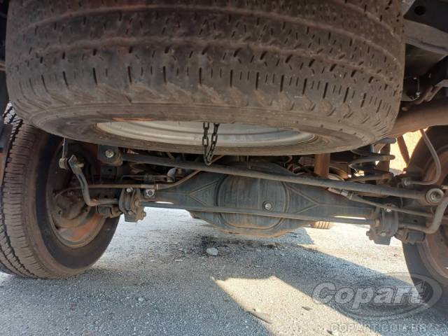 2021 NISSAN FRONTIER CD 