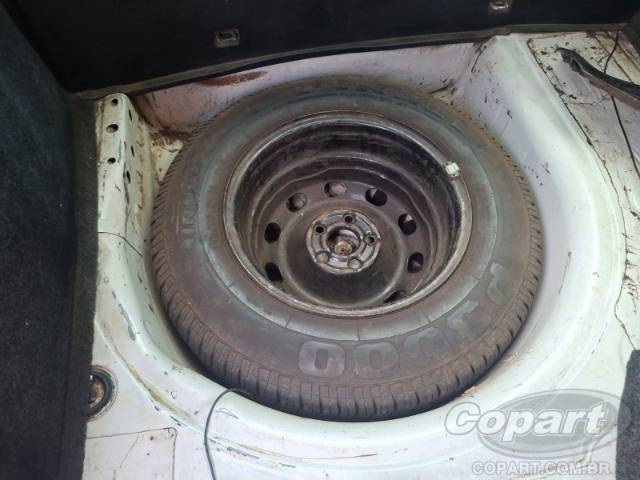 2001 VOLKSWAGEN GOLF 