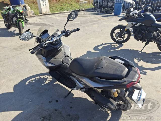 2025 HONDA ADV 