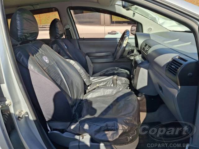 2009 VOLKSWAGEN SPACEFOX 