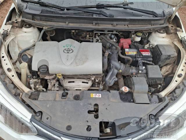 2022 TOYOTA YARIS SEDA 