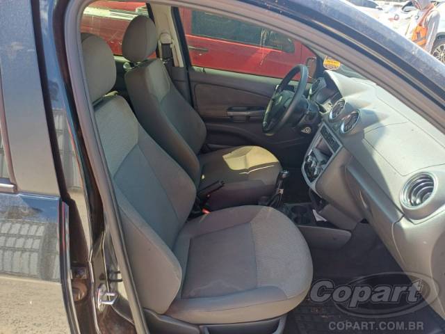 2009 VOLKSWAGEN VOYAGE 