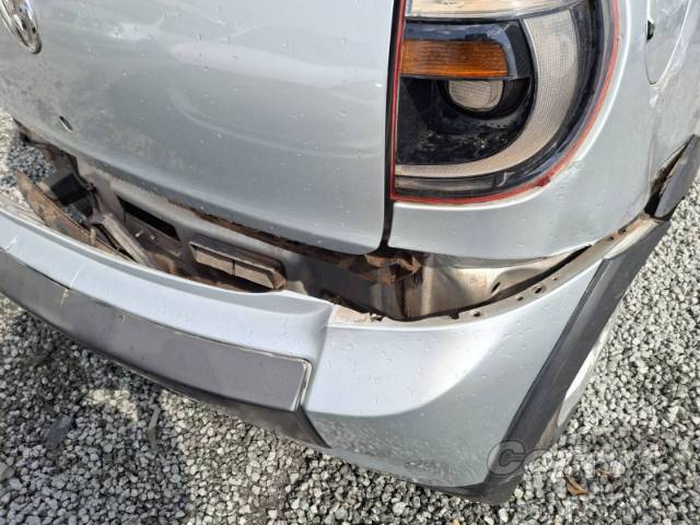 2005 VOLKSWAGEN FOX 