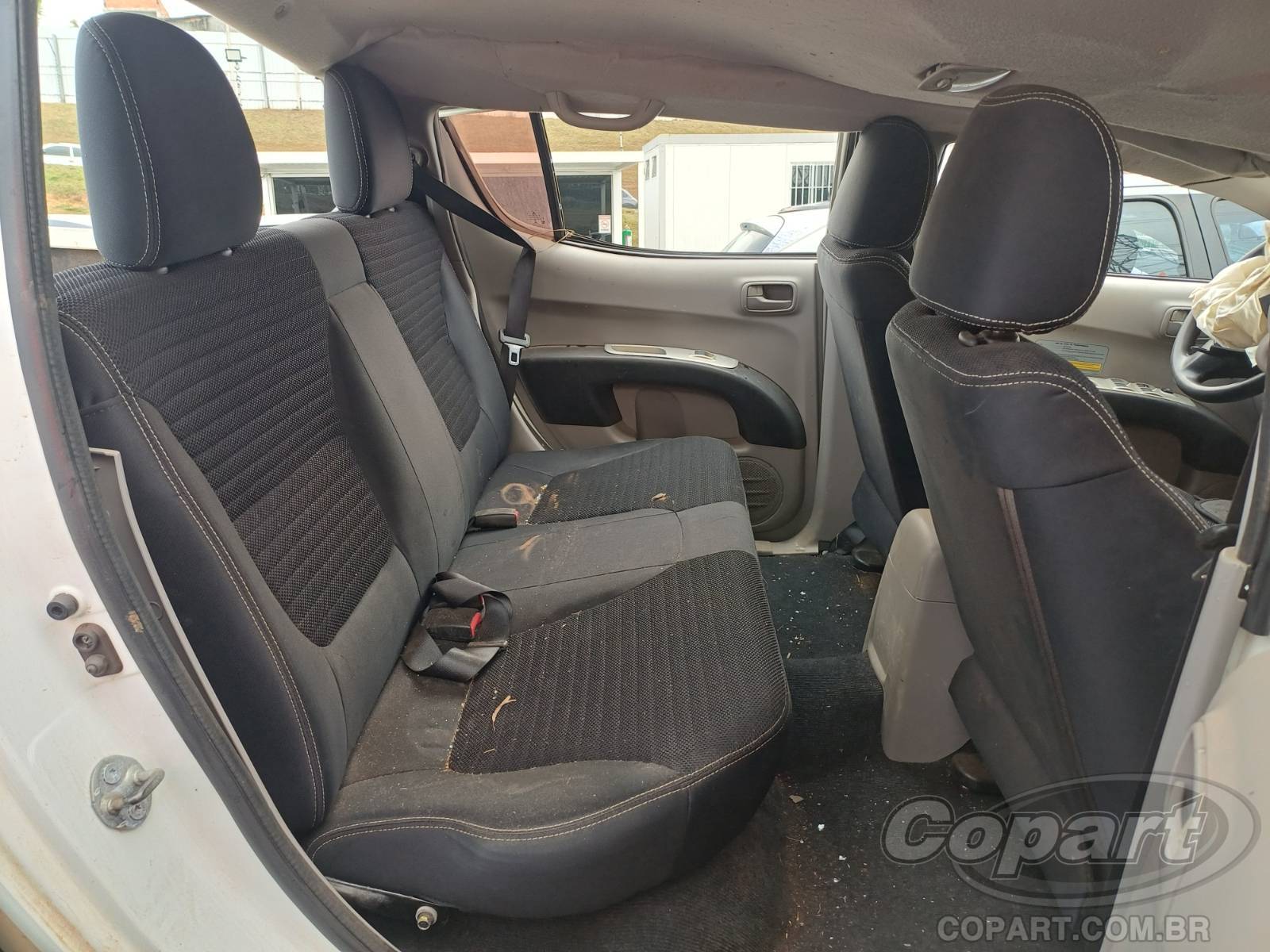 Foto 6 de 13: 2013 MITSUBISHI L200 TRITON