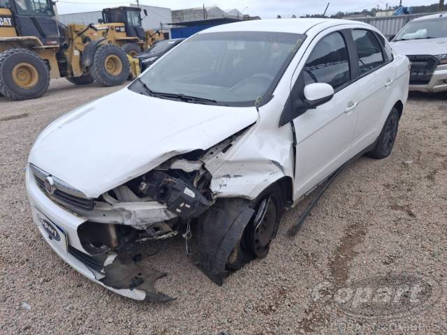 2015 FIAT GRAND SIENA 