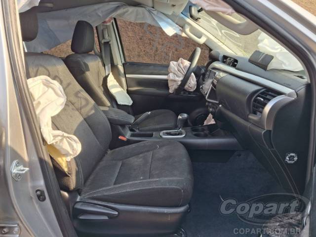 2022 TOYOTA HILUX CD 