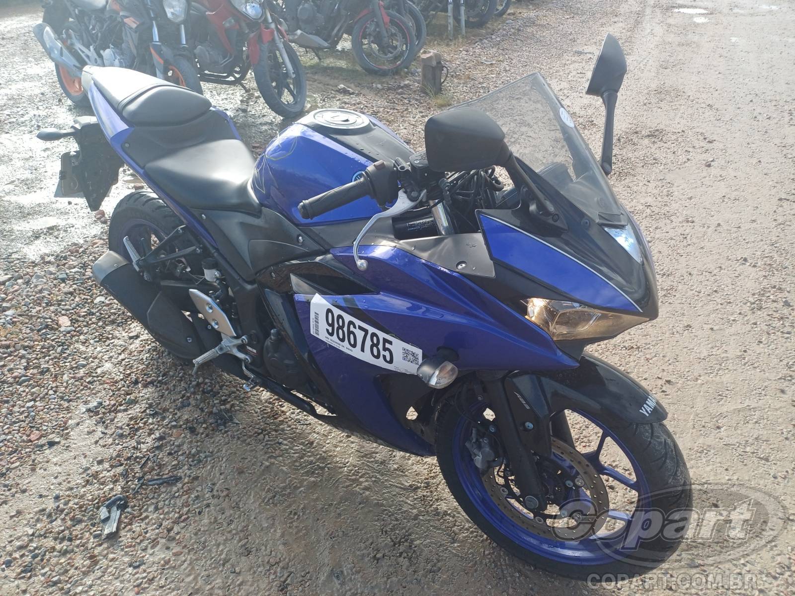 Veículo YAMAHA YZF Yamaha YZF R3 2019 Pequena Monta Colisão 2019 em leilão