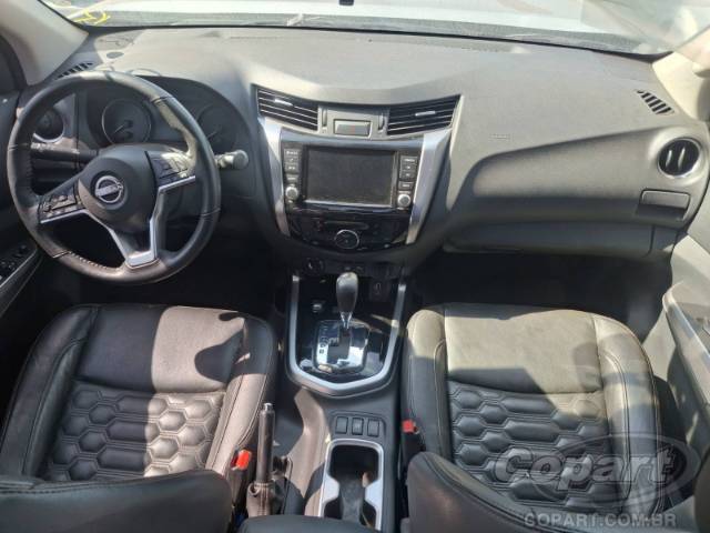 2025 NISSAN FRONTIER CD 