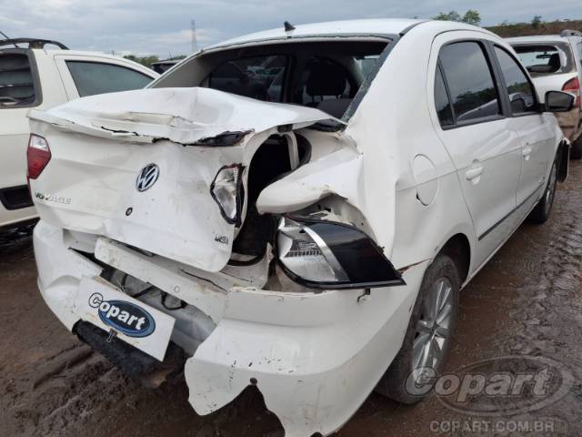 2016 VOLKSWAGEN VOYAGE 