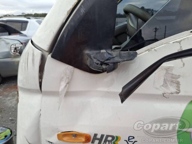 2014 HYUNDAI HR 