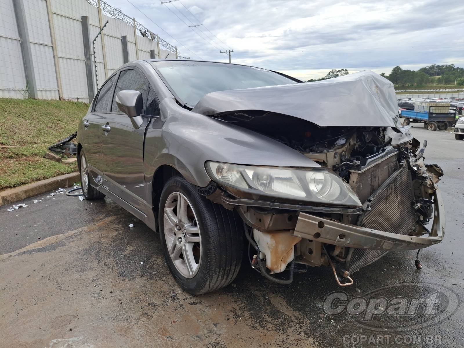Veículo Honda Civic Honda Civic EXS 1.8 16V 2007 2007 em leilão