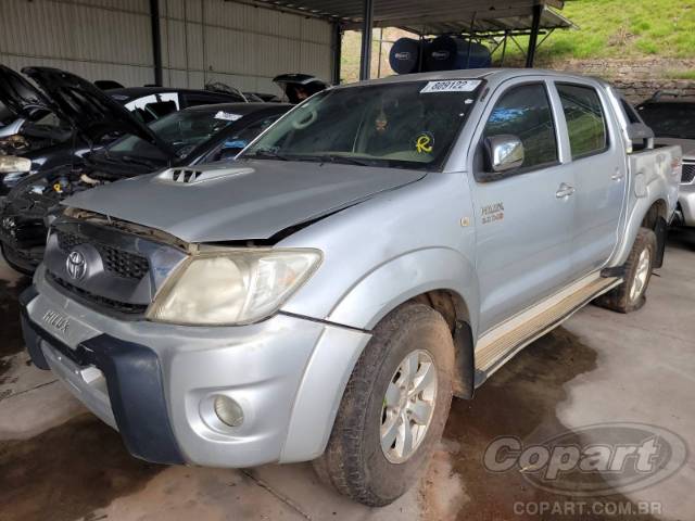 2011 TOYOTA HILUX CD 