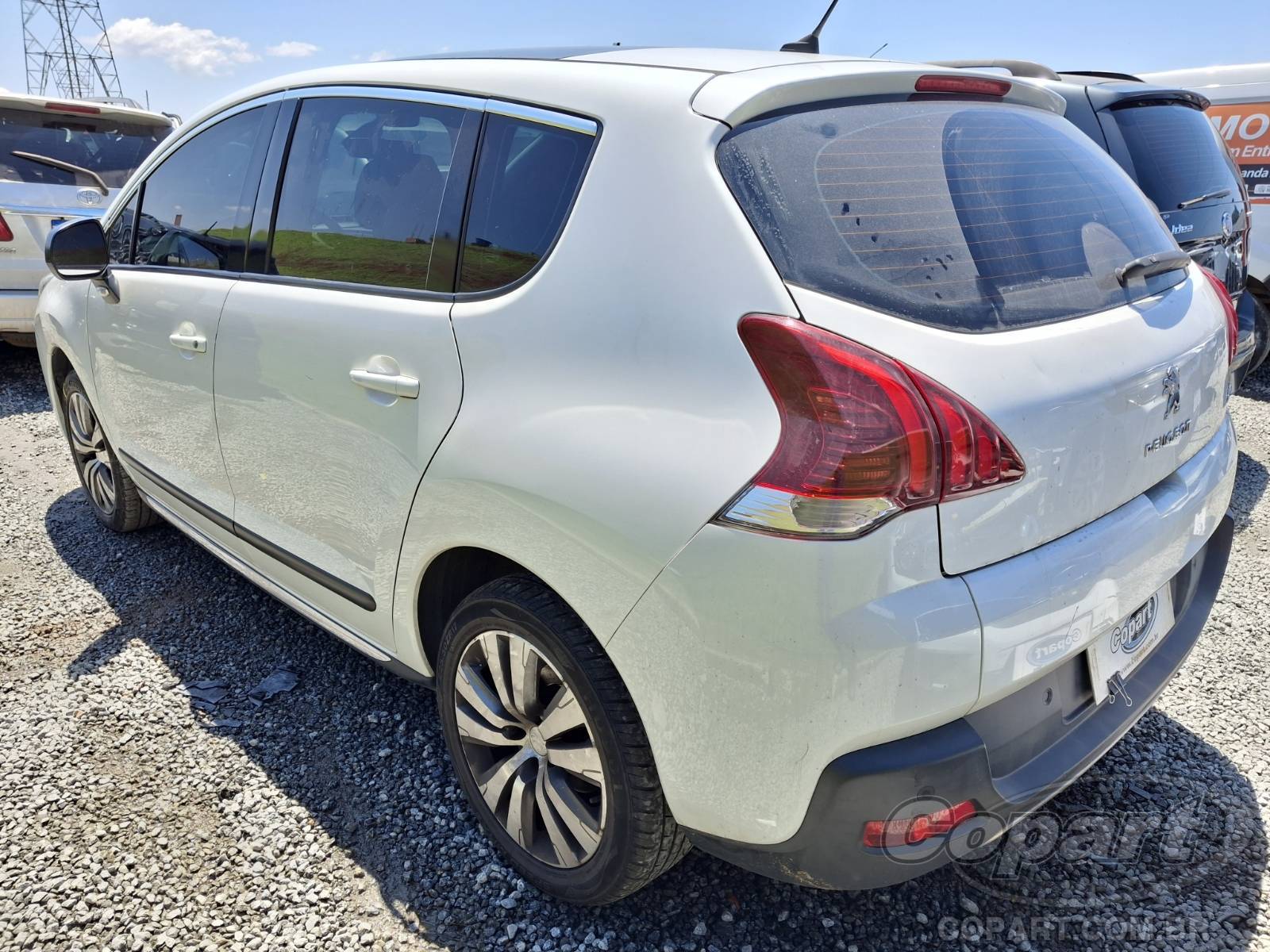 Foto 3: 2015 PEUGEOT 3008