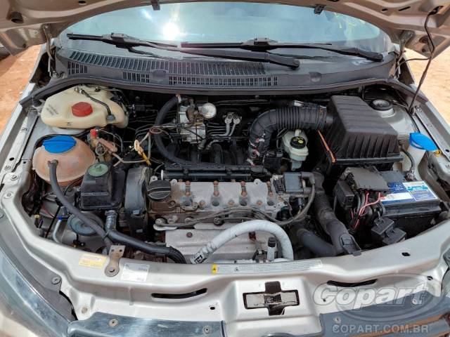 2015 VOLKSWAGEN VOYAGE 