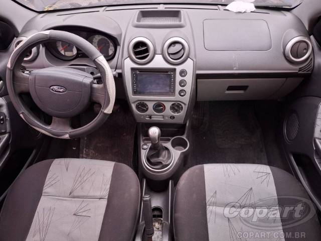 2010 FORD FIESTA 