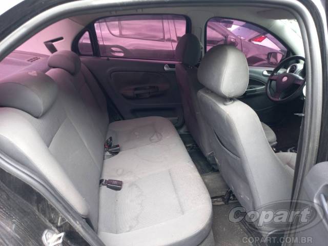 2011 VOLKSWAGEN VOYAGE 