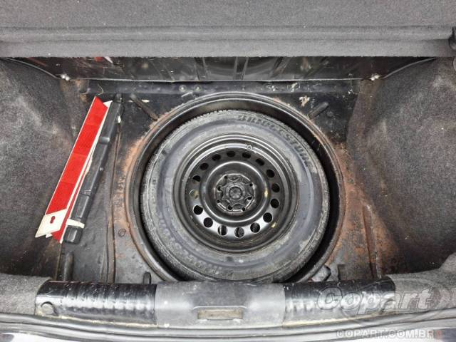 2011 VOLKSWAGEN GOL 