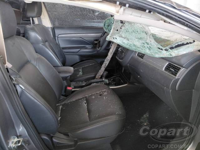 2019 MITSUBISHI OUTLANDER 