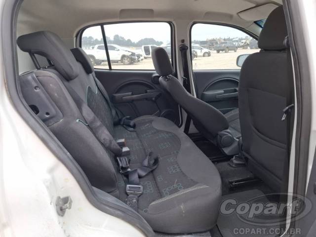 2014 FIAT UNO 
