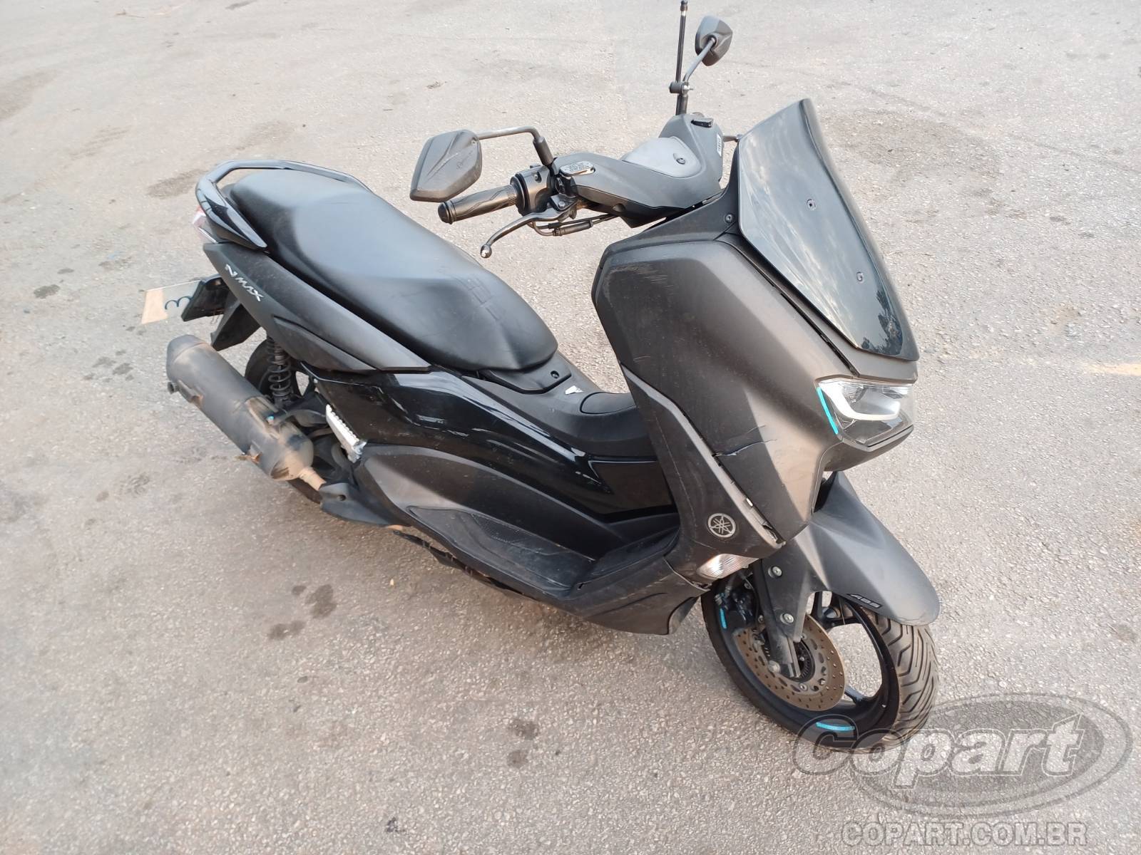 YAMAHA NMAX 2022 Conservado