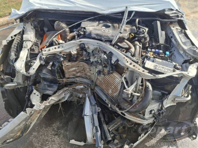 2022 TOYOTA HILUX CD 
