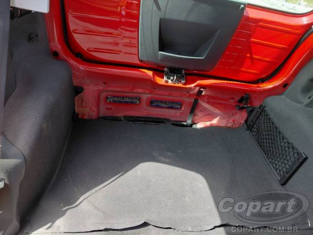 2014 VOLKSWAGEN FOX 