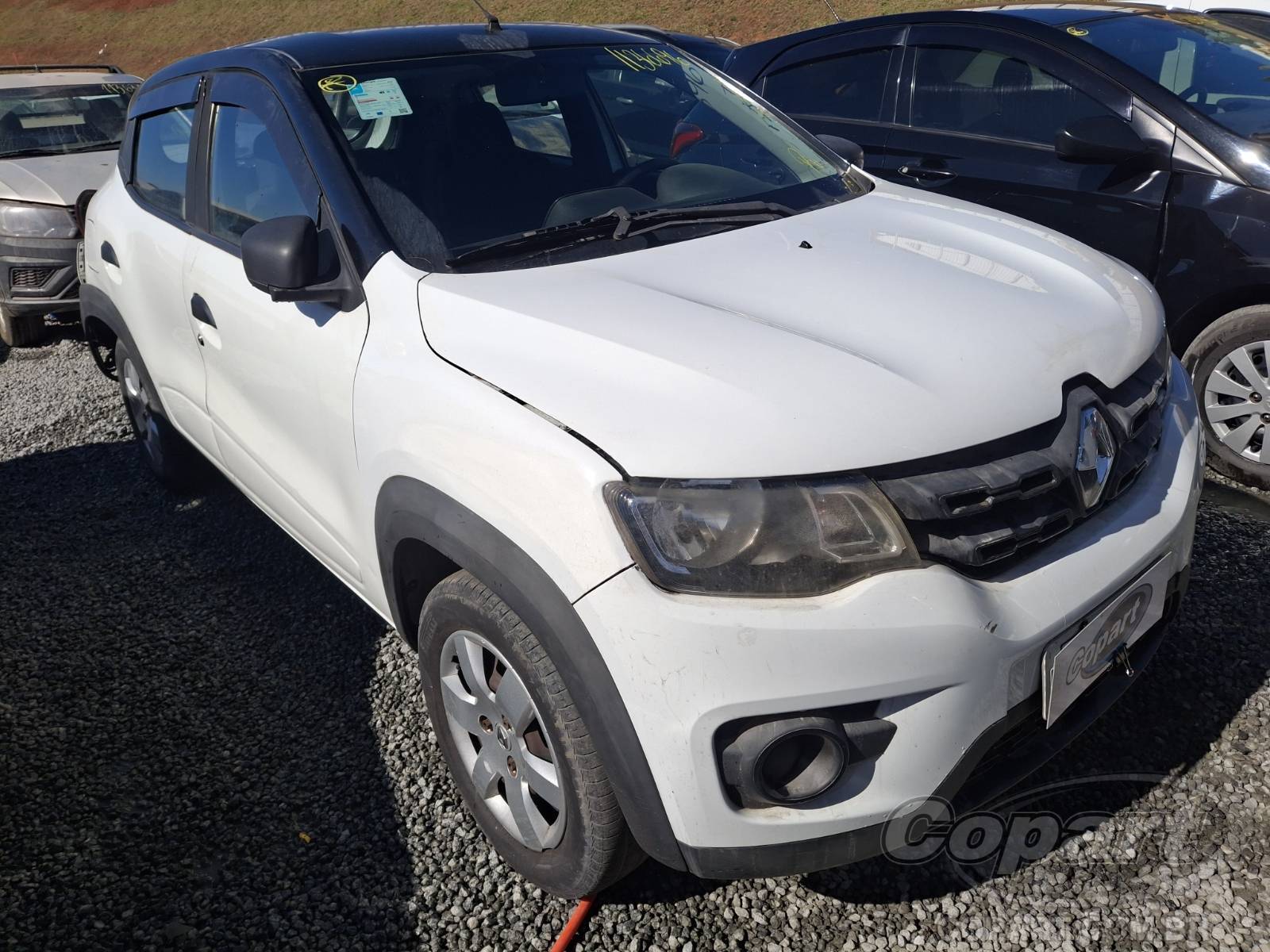 Renault Kwid 2018 em leilão
