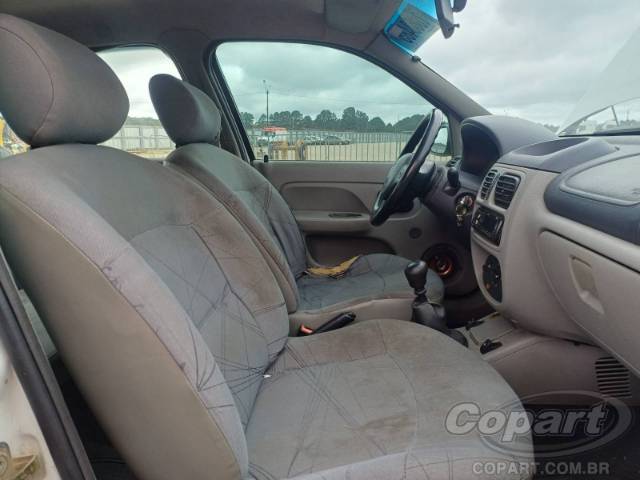 2003 RENAULT CLIO SEDAN 