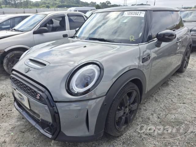 2023 MINI COOPER 