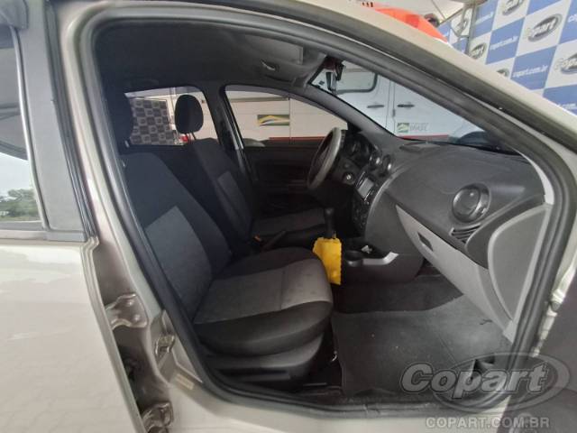 2013 FORD FIESTA 