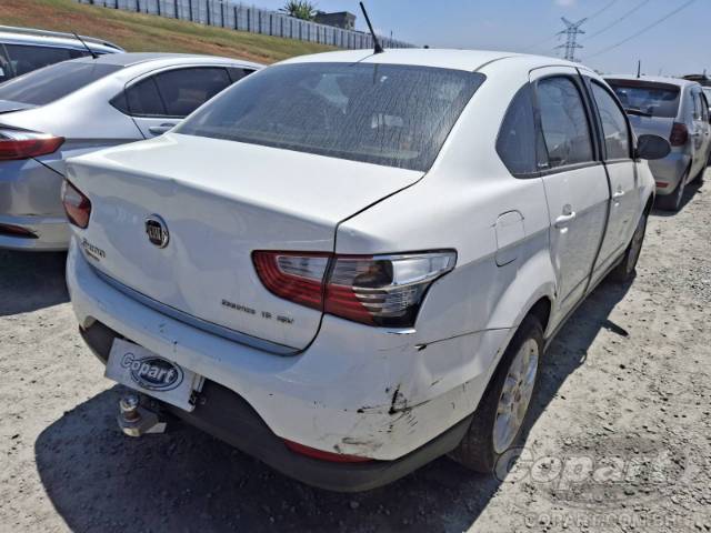 2015 FIAT GRAND SIENA 