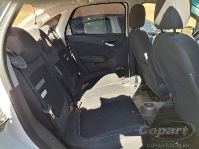 2017 FIAT GRAND SIENA 