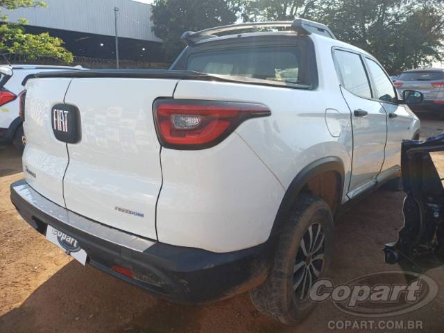 2017 FIAT TORO 