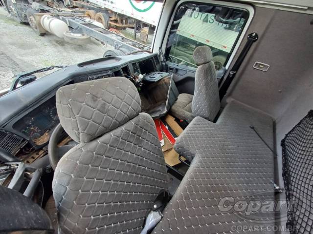 2016 VOLKSWAGEN CONSTELLATION 