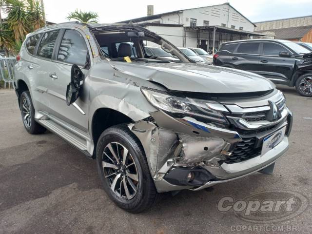 2020 MITSUBISHI PAJERO SPORT 