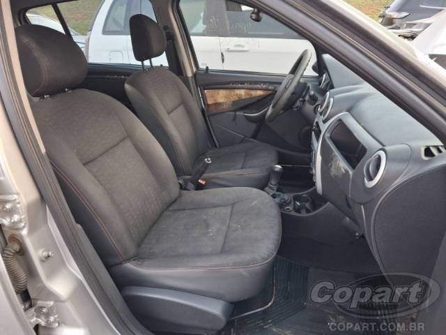 2010 RENAULT SANDERO 