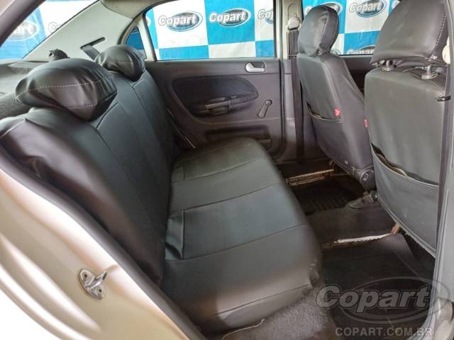 2016 VOLKSWAGEN VOYAGE 