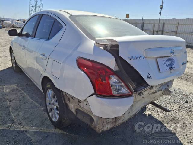2018 NISSAN VERSA 