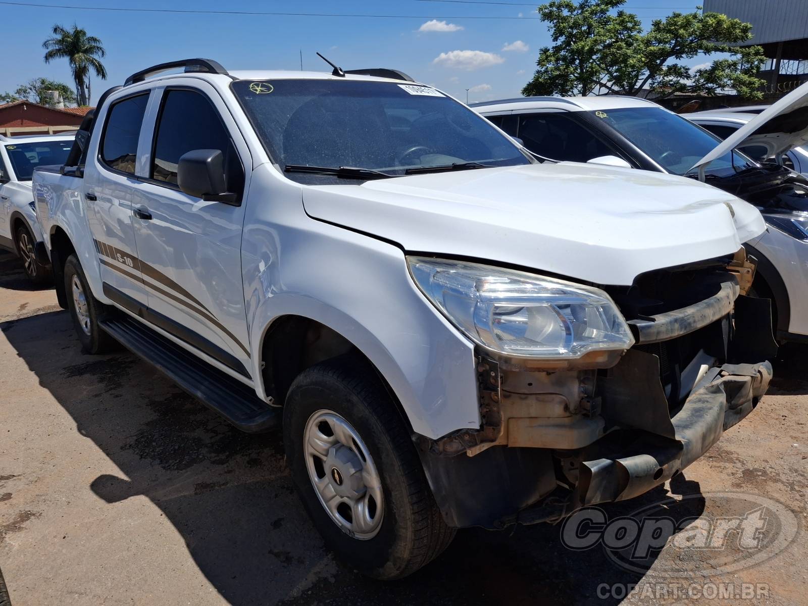 Veículo CHEVROLET S10 Chevrolet S10 Cabine Dupla LS 2.4 FlexPower 2013 2013 em leilão