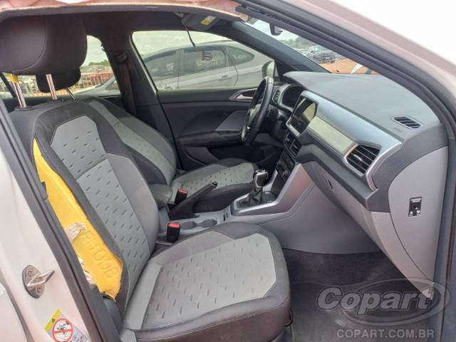 2021 VOLKSWAGEN T-CROSS 