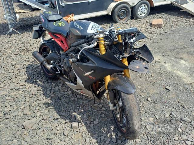 2016 TRIUMPH DAYTONA 