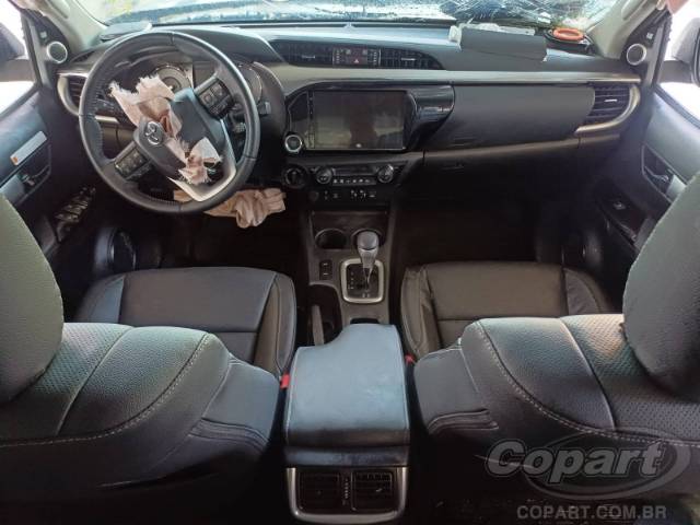 2024 TOYOTA HILUX CD 