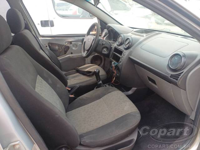 2011 FORD FIESTA SEDAN 
