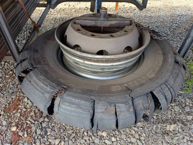 2011 GUERRA SEMI REBOQUE 