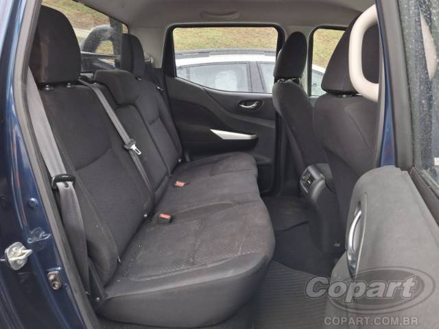 2022 NISSAN FRONTIER CD 