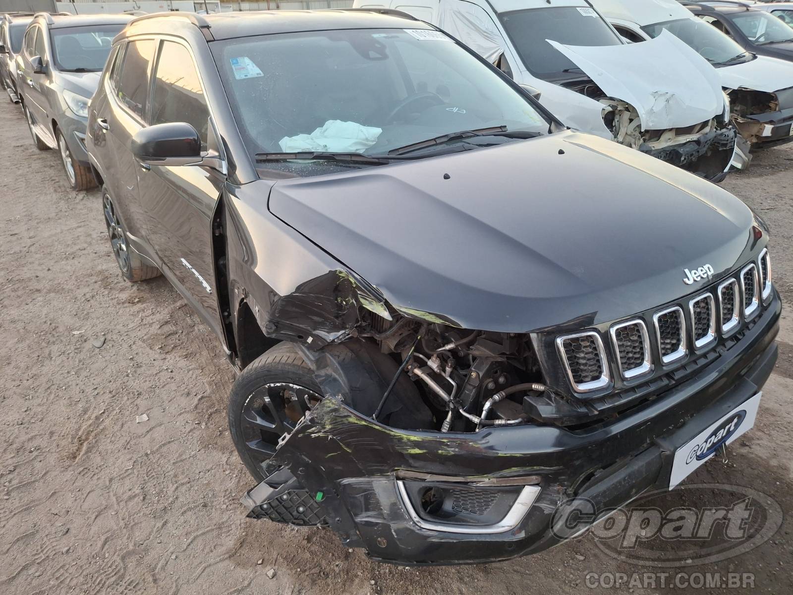 Veículo Fiat Compass 2021 JEEP COMPASS SUV Grandes 2021 em leilão