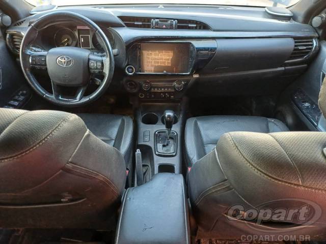 2024 TOYOTA HILUX CD 