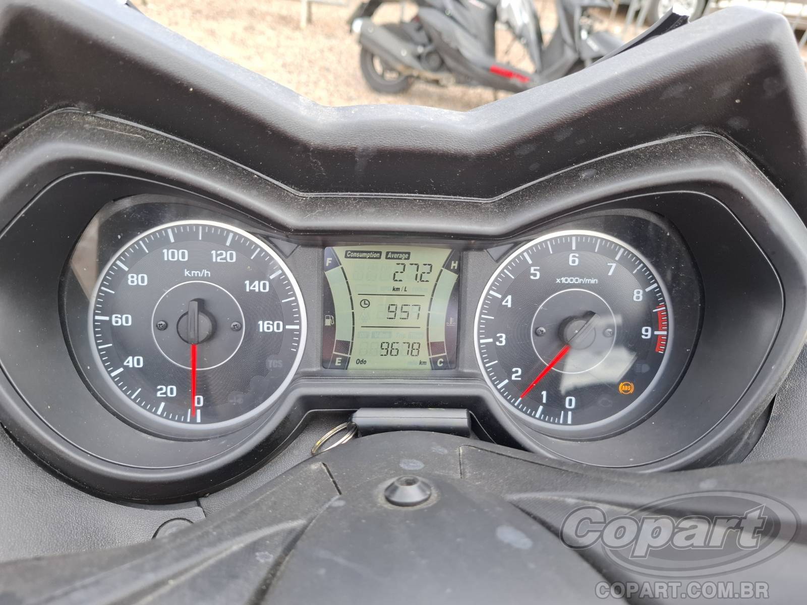 Foto 9 de 11: 2024 YAMAHA XMAX