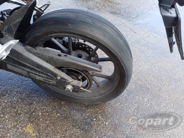 2025 HONDA CB 300F 